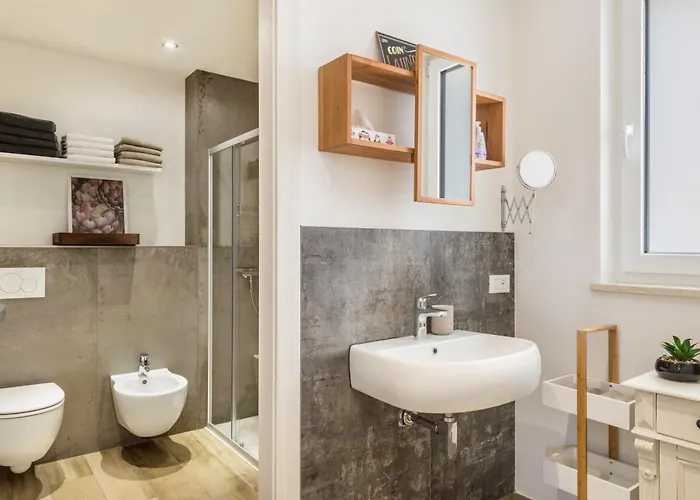 Ai Colli Garden Relax Apartamento *
